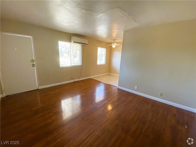 Building Photo - 230 W Boston Ave Unit 9 Rental