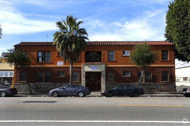 Photo - 521 N Avalon Blvd