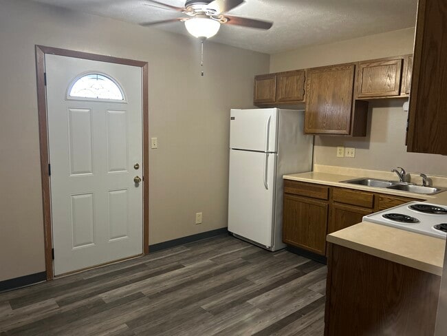 South Pine Apartments
