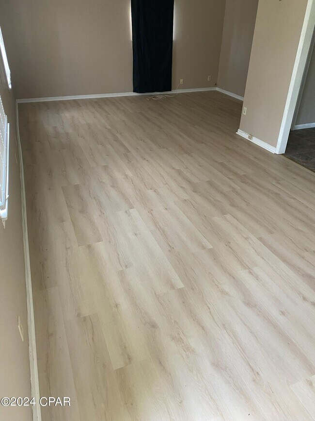 Photo - 4862 Dogwood Dr