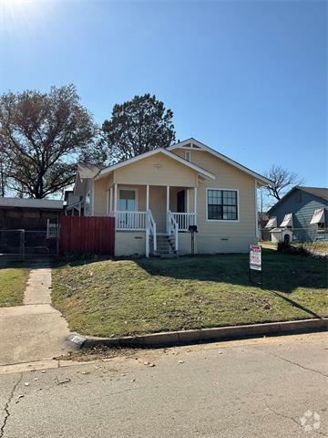 Building Photo - 1403 Harrington Ave Rental