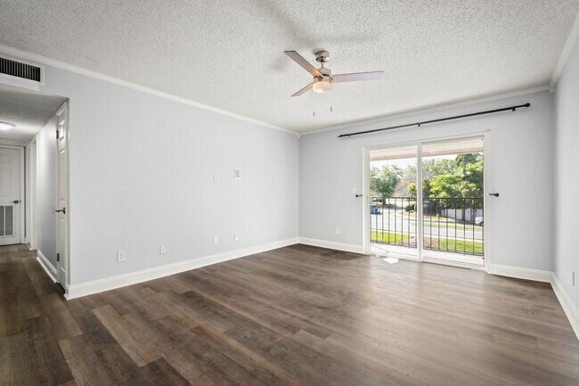 Photo - 3737 Loretto Rd Unidad 706