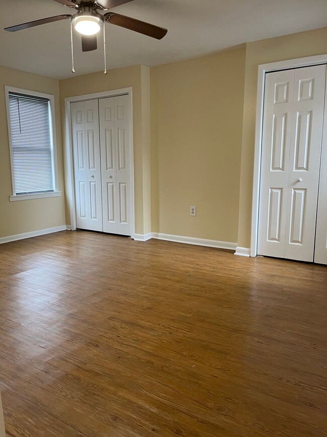 Photo - NEWLY RENOVATED 3 BR HOME/FENCED IN YARD
