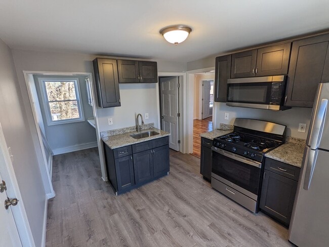 Photo - 12 Morris St Unit Apt 2