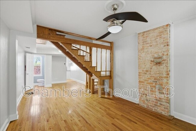 Photo - 1535 Constitution Ave NE
