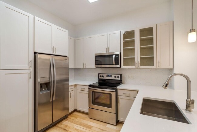 Photo - Allure at Southpark