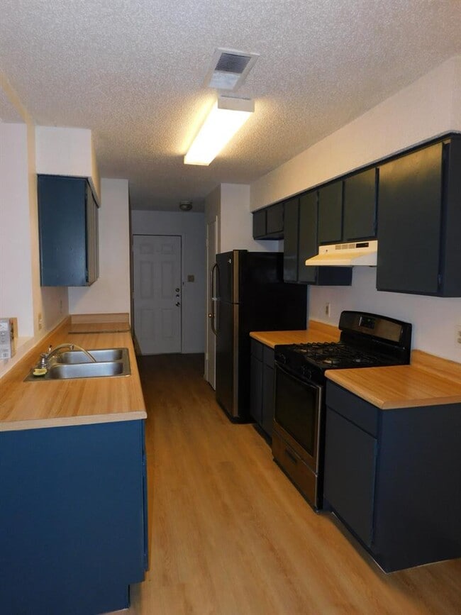 Photo - 1708 Horseshoe Cir