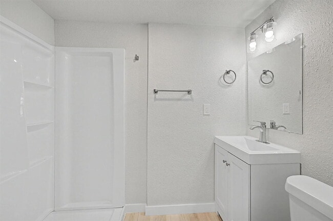 Photo - Fully renovated 1 bed, 1 bath apartments - Utilities Included Unit C