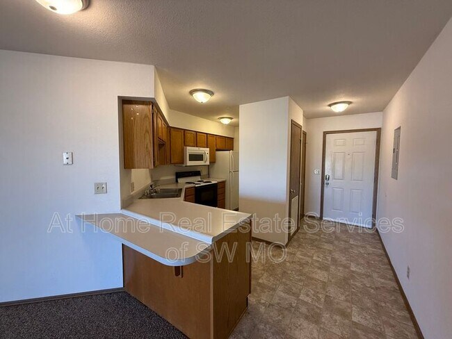 Photo - 873 N 22nd St