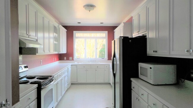 Photo - ~~ Charming Cape Cod ~~