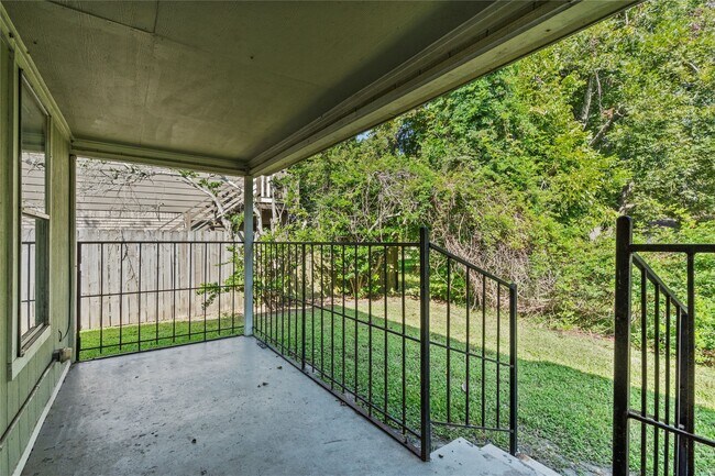 Photo - 2328 Boss St Unidad HOUSE