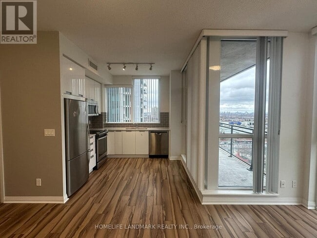 Photo - 75 Eglinton Ave W Unit 1102