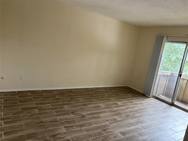 Photo - 5921 Harvest Hill Rd Unidad 2086