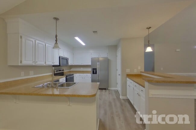 Photo - 89 Smokewood Dr