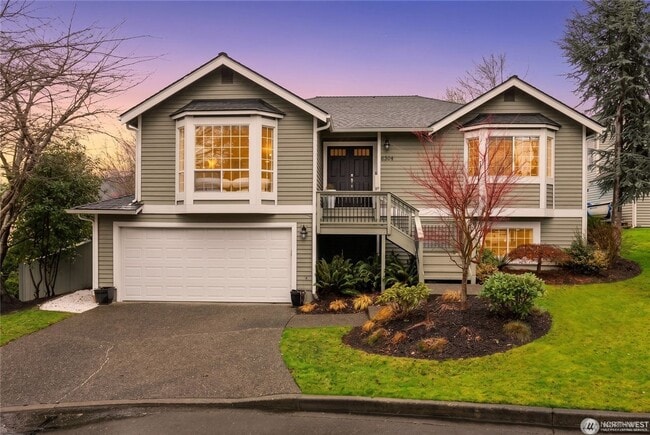 Building Photo - 4Bd/2.5Ba Kirkland Home