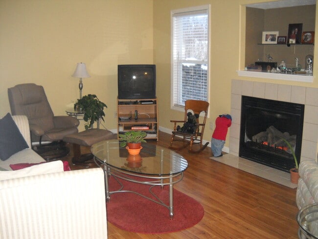 Photo - 3905 Chenango Pl