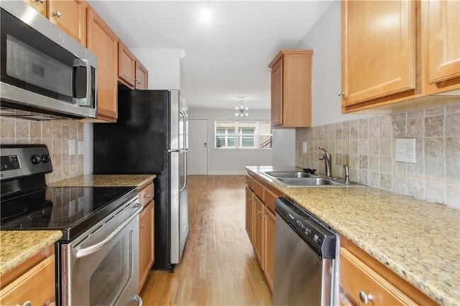 Photo - 48 Peachtree Ave NE