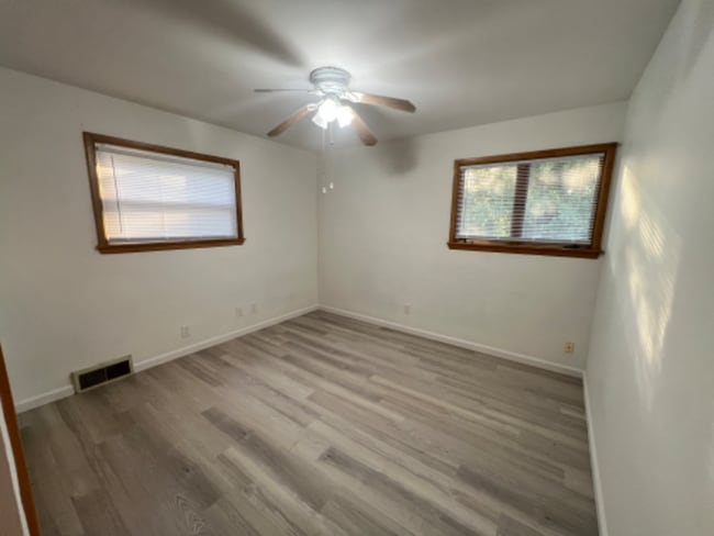 Photo - 2417 Merit Ave