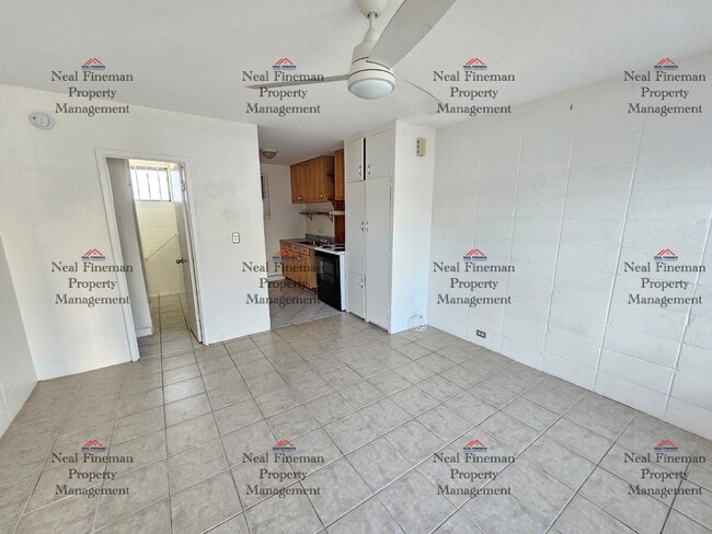 Building Photo - Studio/1 Bathroom Condo. 1 Assigned parking. Unit #119