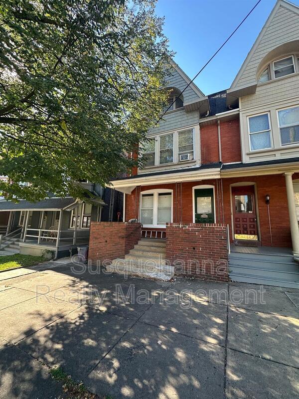 Building Photo - 134 College Ave Unit Apt. A