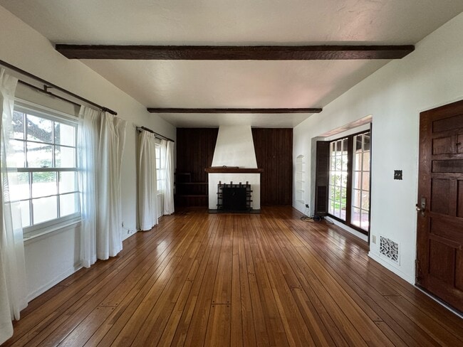 Photo - 10966 Strathmore Dr