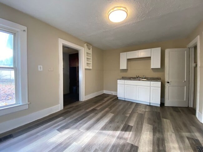 Photo - 1725/1727 W High St. Unit 1725