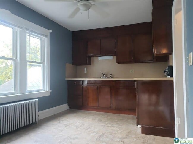 Photo - 915 S Front St Unit 2