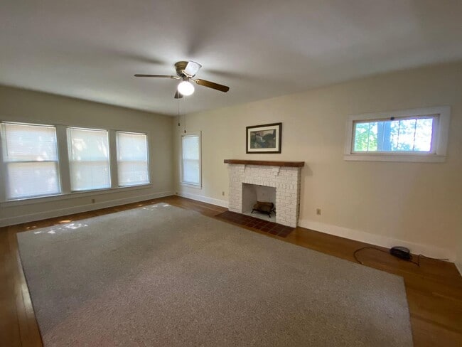 Photo - 1741 Middlehurst Rd Unit 2