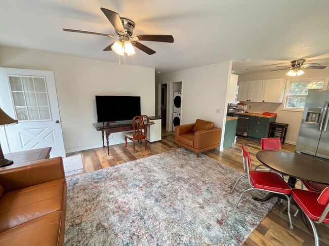 Photo - 2647 Blind Rd