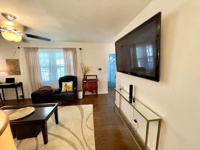 Photo - 2559 W 46th Ave