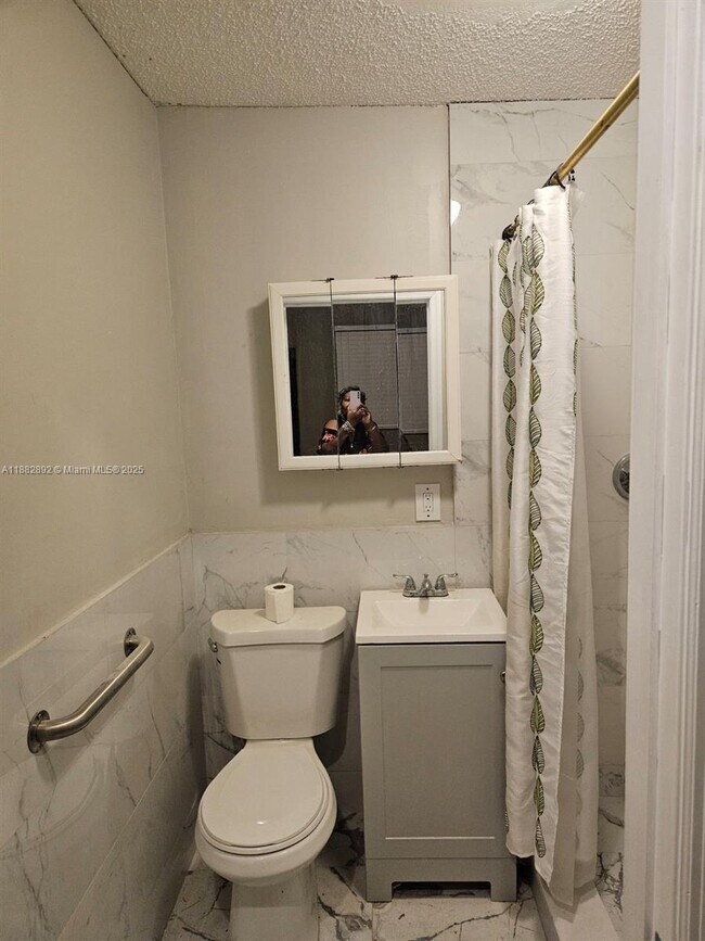 Photo - 1540 NW 153rd St Unidad 1