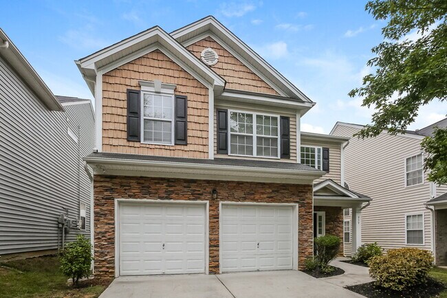 Photo - 939 Old Forester Ln