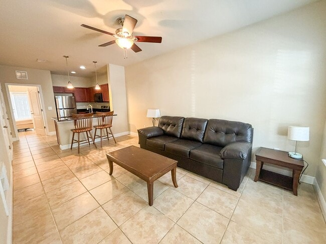 2954 SW 35th Pl