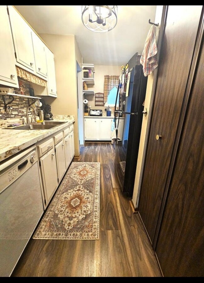 Photo - 8305 N 107th St Unit A