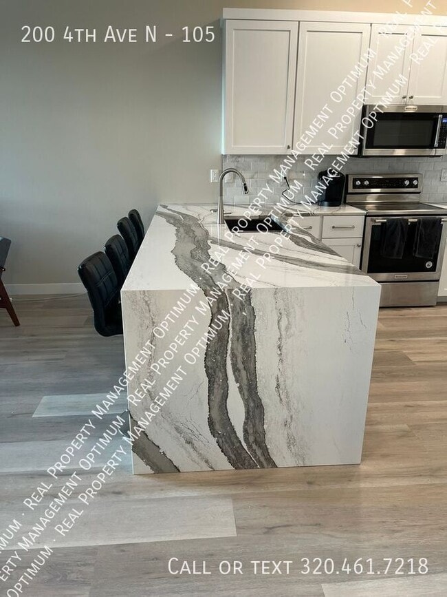 Photo - 200 4th Ave N