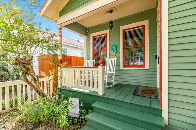 Photo - 4123 Avenue Q