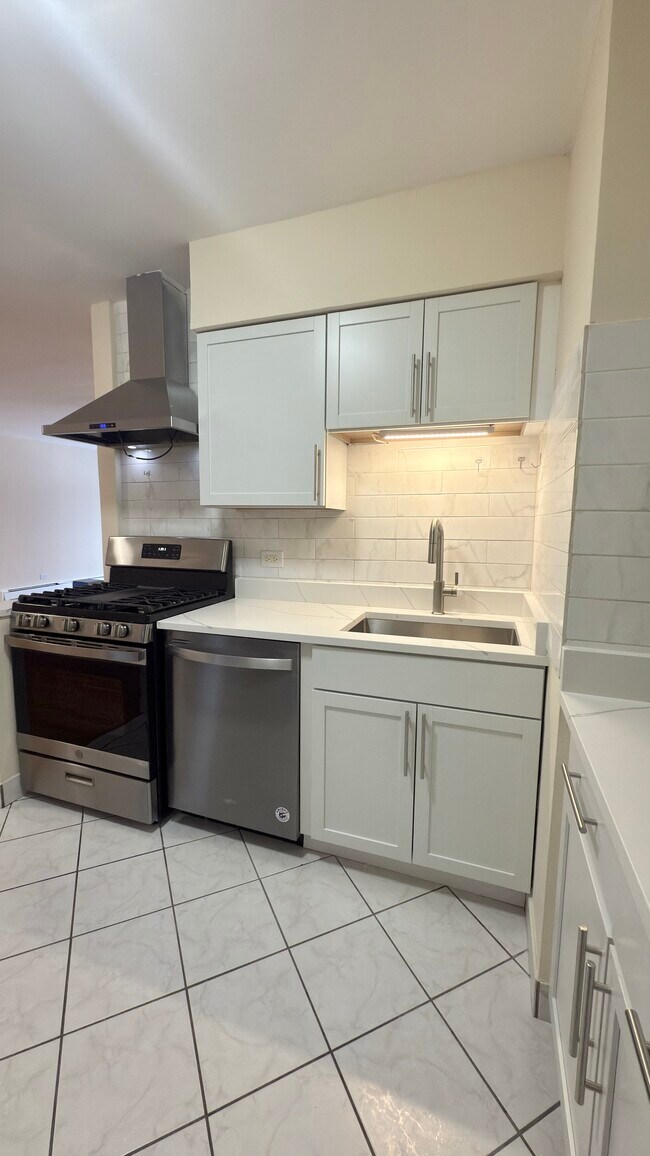 Building Photo - 1453 N Winslowe Dr Unit 303