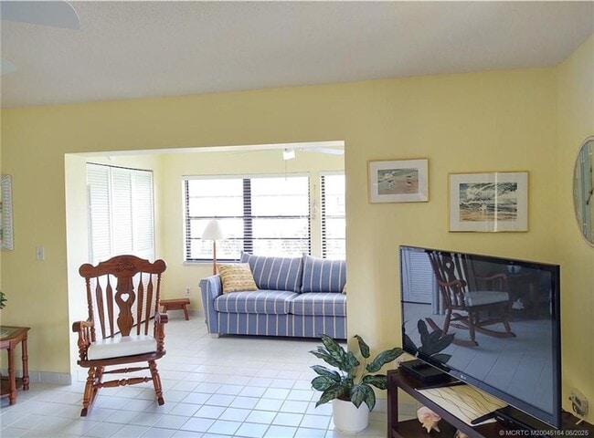 Photo - 5211 SE Sea Island Way