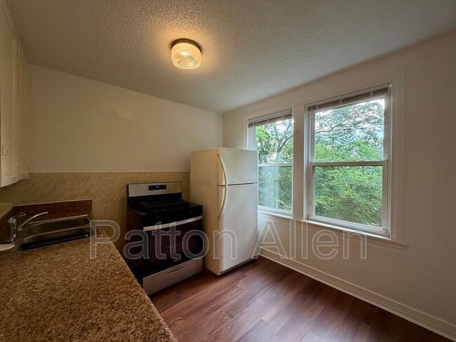Photo - 37 Skyview Pl Unit #10