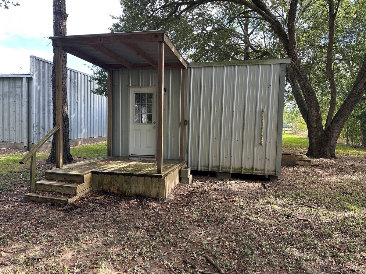 Photo - 2318 Manvel Rd