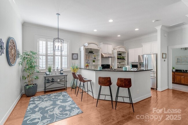 Photo - 5736 Burck Dr NW