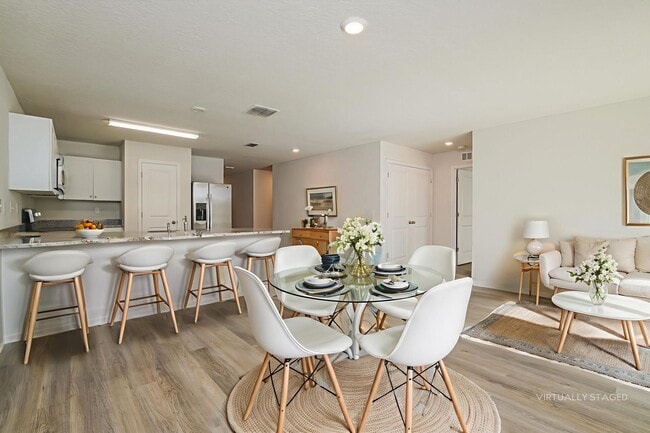 Photo - 2660 W Bravura Dr