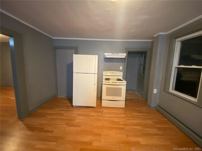 Photo - 100-102-102 Taftville-Occum Rd