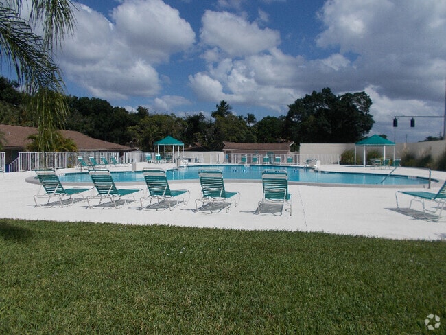 Building Photo - 4261 Island Cir Rental