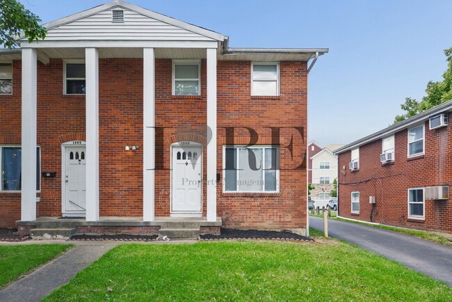 Building Photo - 1303 Barnett Rd