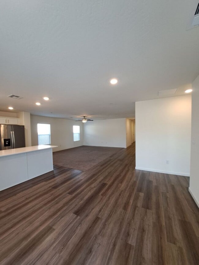 Photo - Beautiful 4 Bedroom Home in Madera, Ca!