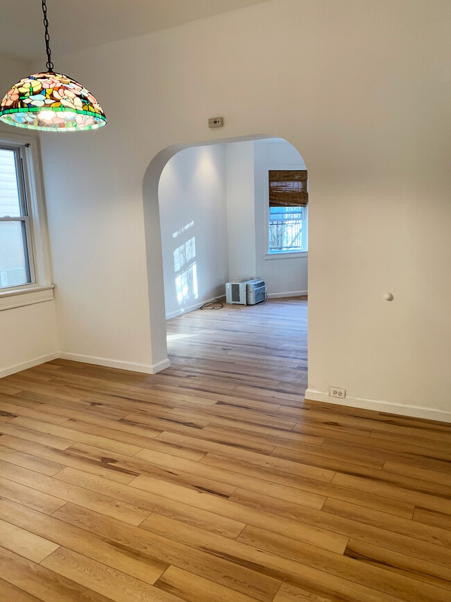 Building Photo - 124 73rd St