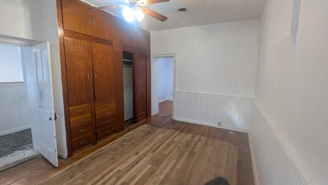 Photo - 168 W Center St