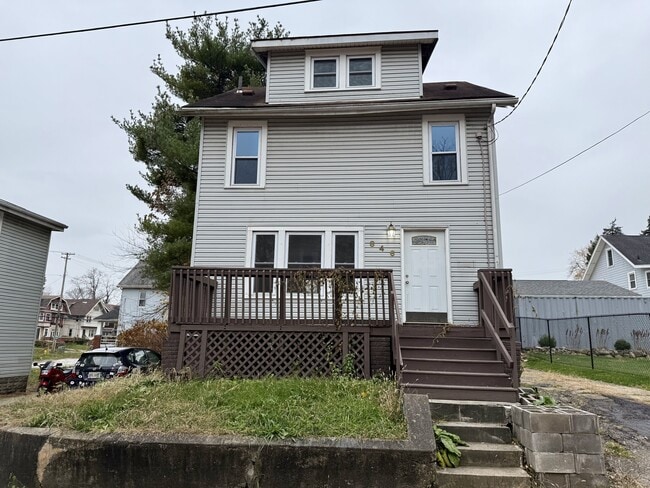 Building Photo - 846 Lee Dr