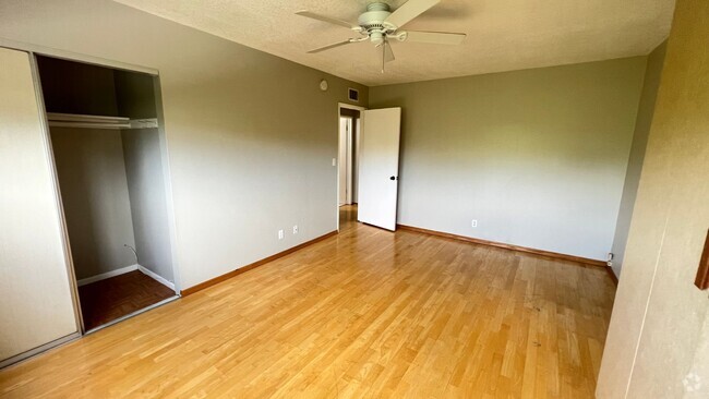 Building Photo - 1 Bedroom Apartment Above Home in Anaheim/...